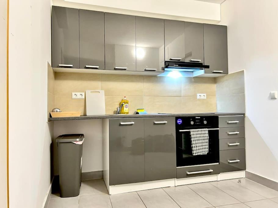 Easy Suites - Free Underground Parking Wina Bagian luar foto